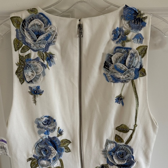 NWT Alice & Olivia Clyde Embellished Sleeveless Dress Size 2 - Picture 7 of 10